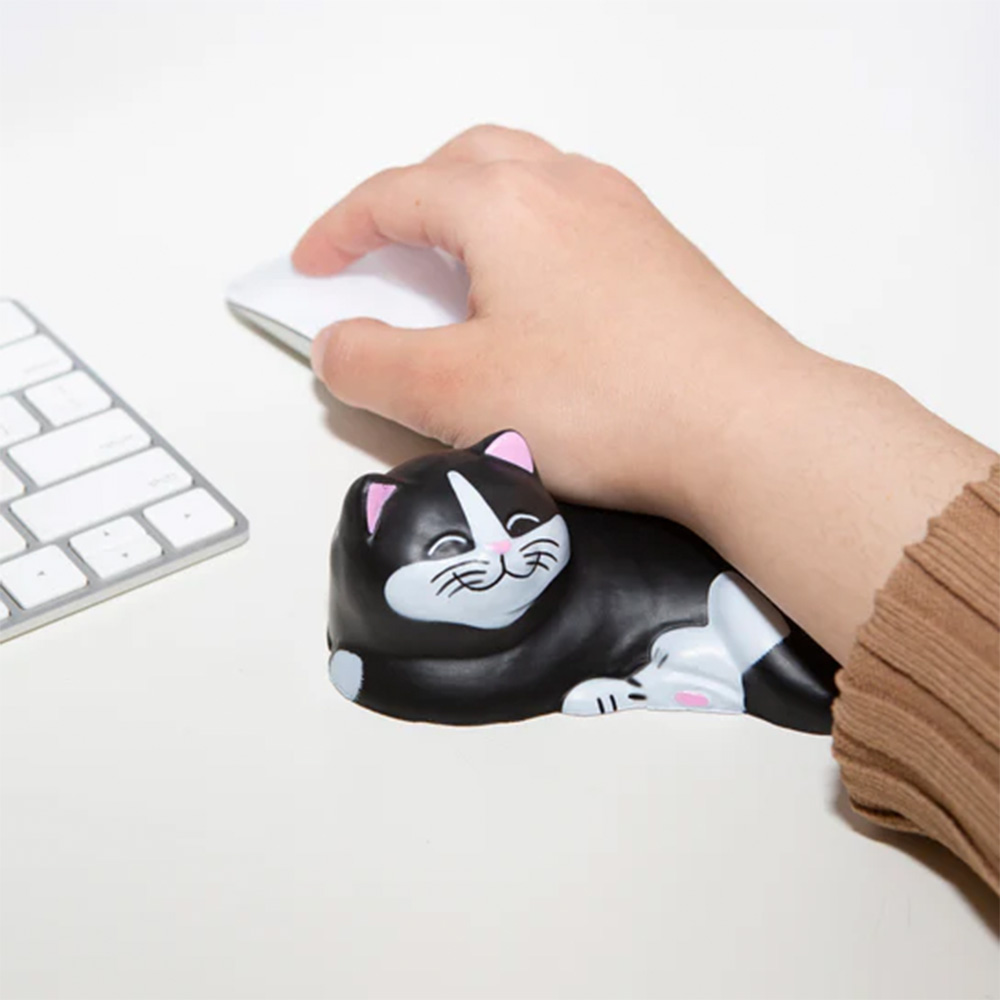 Cat wrist rest